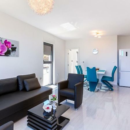 Seaside Villa & Spa Ližnjan エクステリア 写真