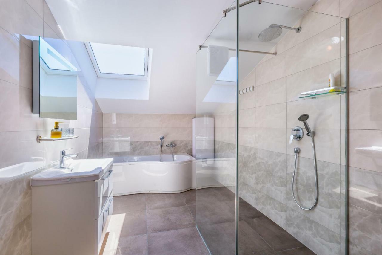 Seaside Villa & Spa Ližnjan エクステリア 写真