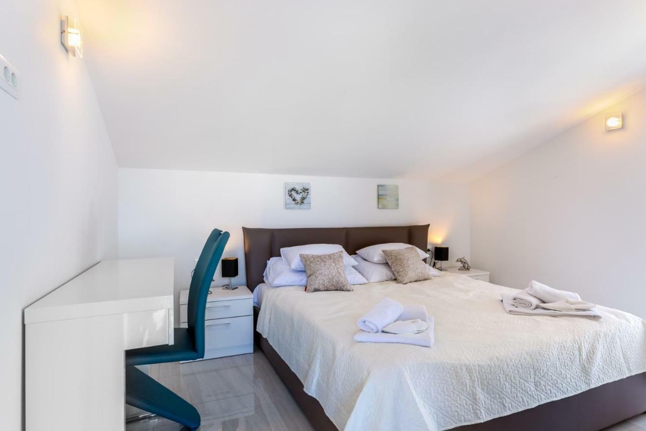 Seaside Villa & Spa Ližnjan エクステリア 写真