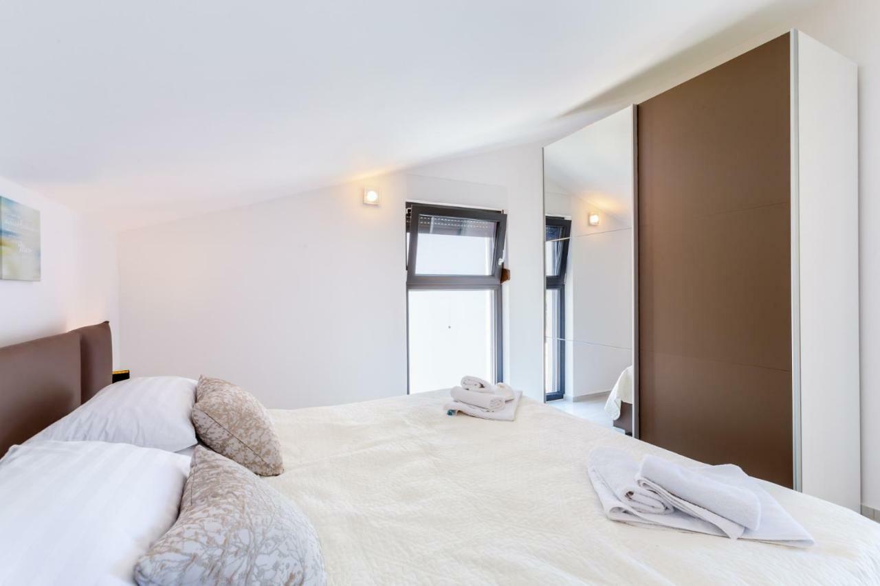 Seaside Villa & Spa Ližnjan エクステリア 写真