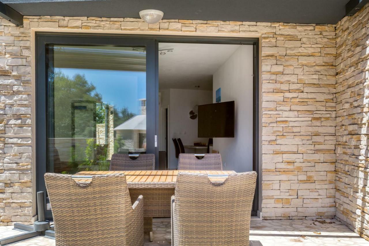 Seaside Villa & Spa Ližnjan エクステリア 写真